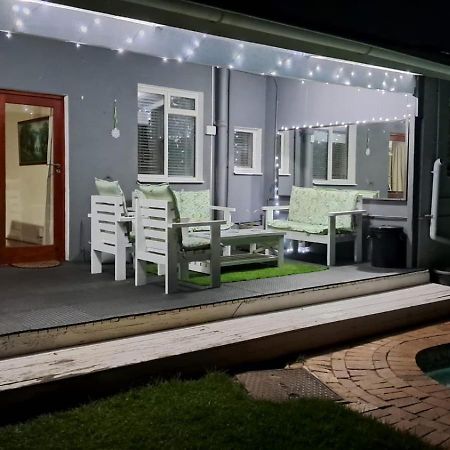 Villa Luxury Living On Westview à Port Elizabeth Extérieur photo