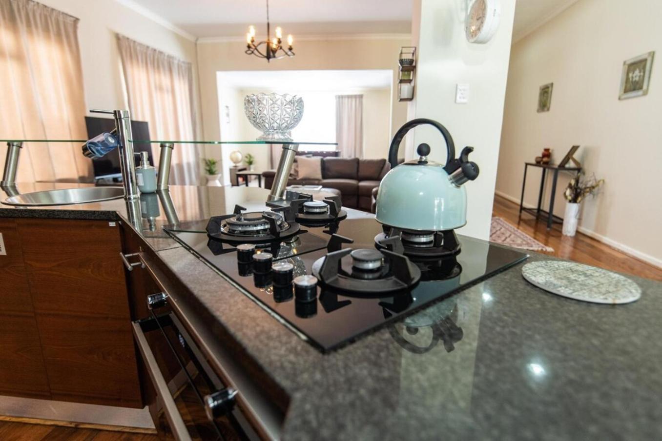 Villa Luxury Living On Westview à Port Elizabeth Extérieur photo