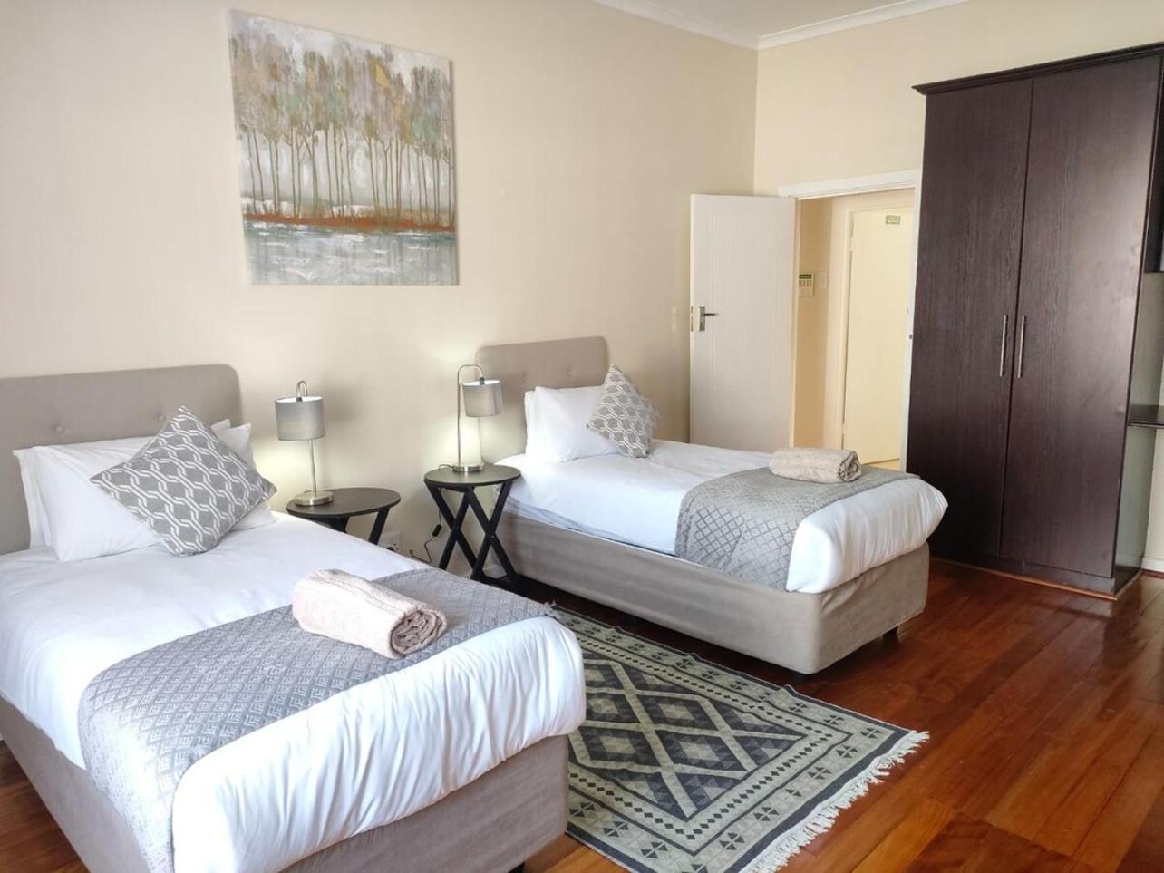 Villa Luxury Living On Westview à Port Elizabeth Extérieur photo