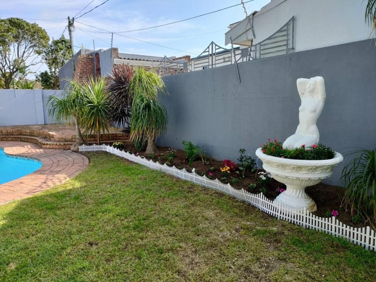Villa Luxury Living On Westview à Port Elizabeth Extérieur photo
