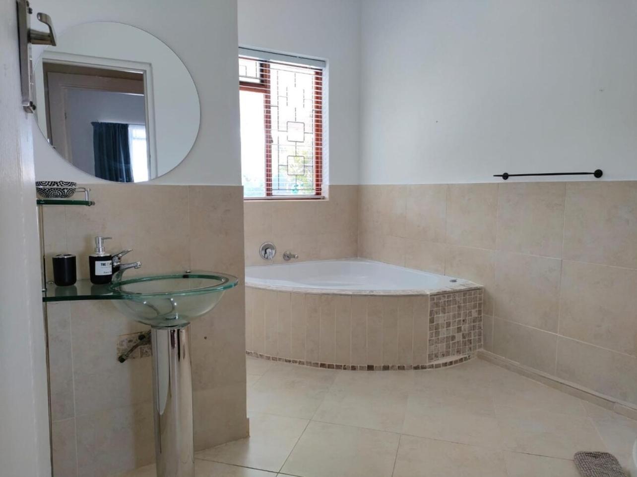 Villa Luxury Living On Westview à Port Elizabeth Extérieur photo