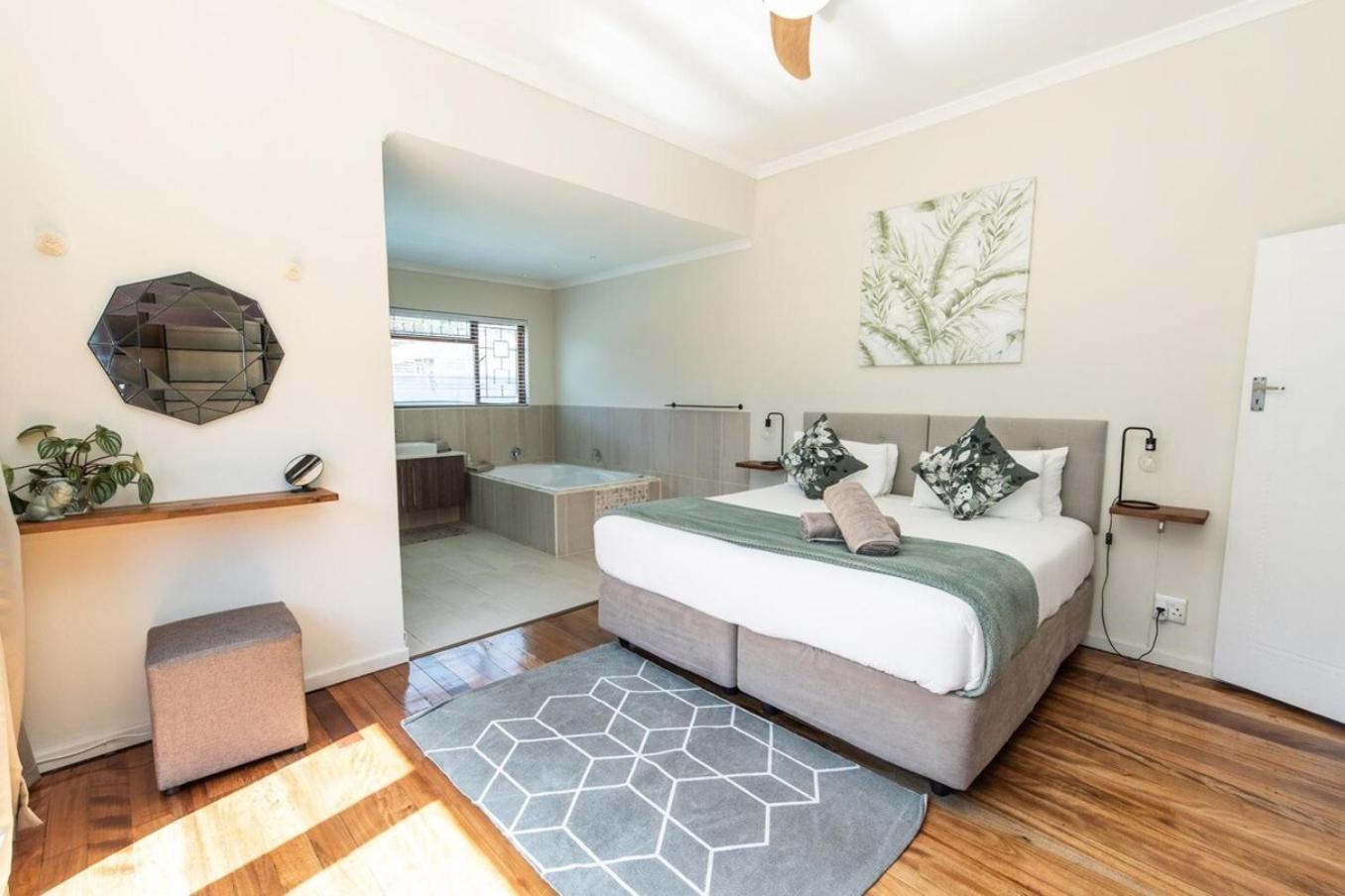 Villa Luxury Living On Westview à Port Elizabeth Extérieur photo